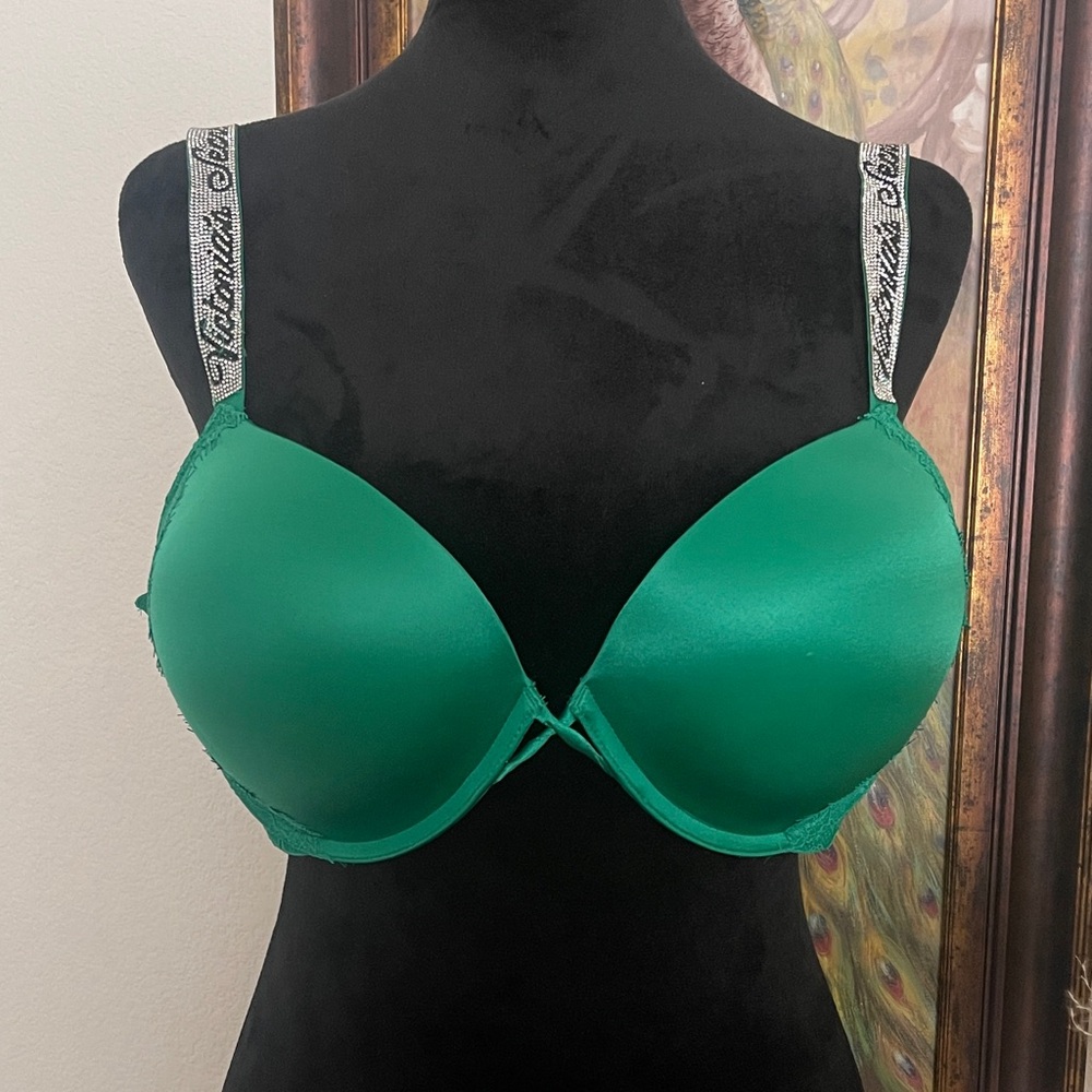 Victoria's Secret Green Bra with Logo Straps